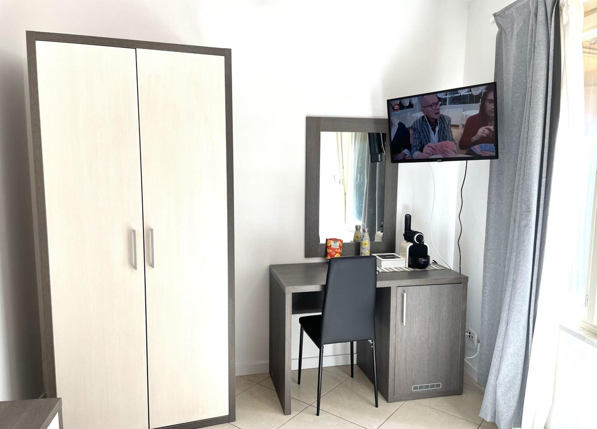 Toret Vanchiglia Studio Apartment Torino Exterior foto