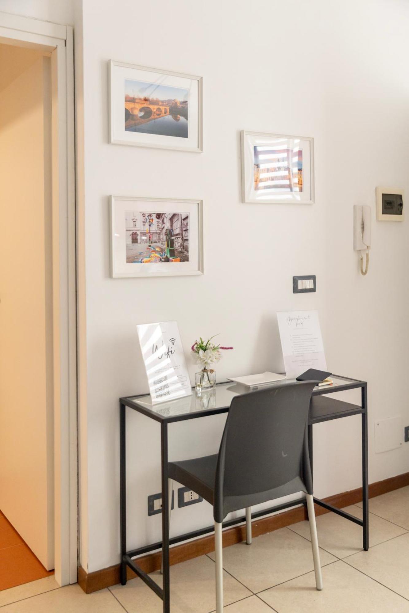 Toret Vanchiglia Studio Apartment Torino Exterior foto