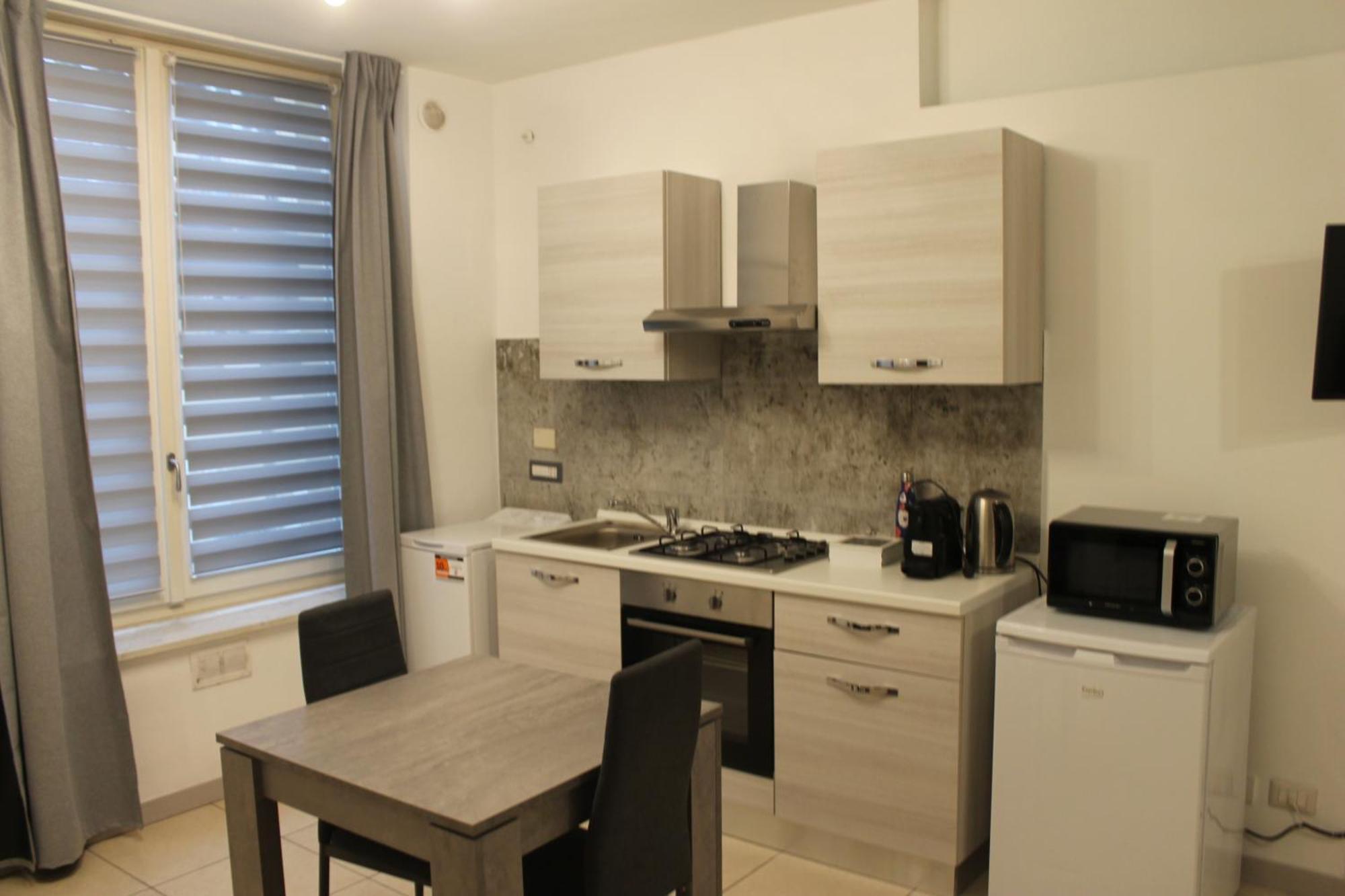 Toret Vanchiglia Studio Apartment Torino Exterior foto
